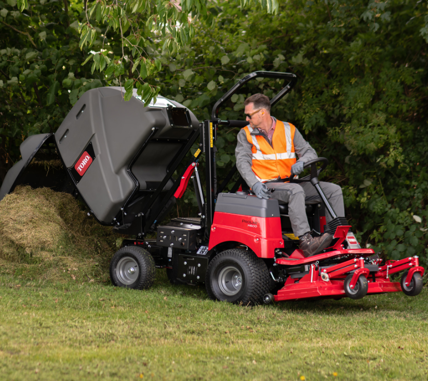 Tracteur Diesel professionnel à coupe frontale avec ramassage Toro H600 tondeuse de 113cm, 31040